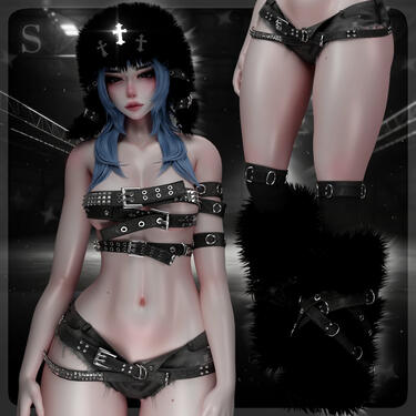 Peltstrap Outfit $10